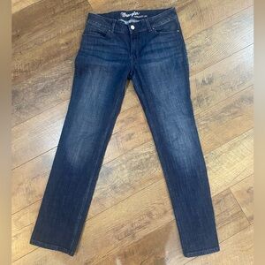 Wrangler Women's Dark denim Straight Leg Jeans